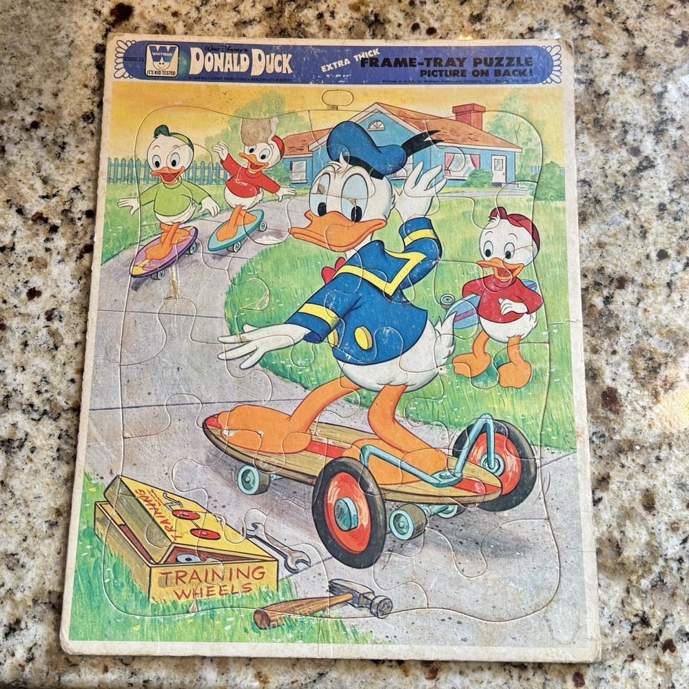 Vintage Disney Donald Duck Skateboard Frame-Tray Puzzle Cardboard Whitman 24pc‎